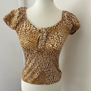 Puff Sleeve Cheetah Print top